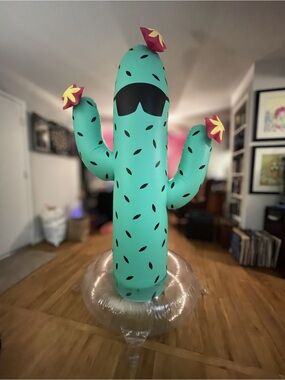 7 ft Inflatable Cactus with Sunglasses and pink flowers - Excellent Condition!